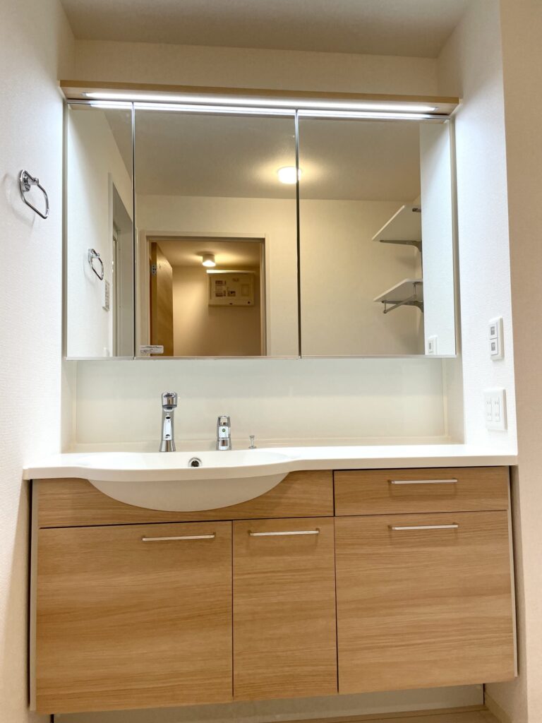 洗面化粧台リフォーム_mv